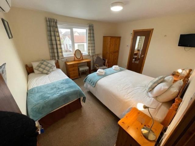 Royal Oak Guesthouse Оркни Екстериор снимка